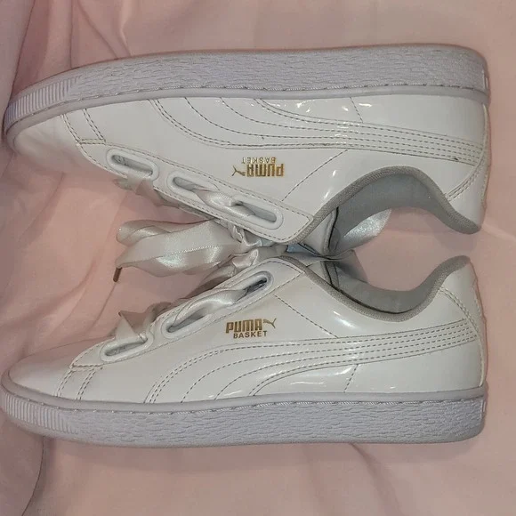 PUMA Basket Heart Patent White Woman's Sneakers Satin Ribbon Laces‎ Size 7.5 US - Picture 9 of 16